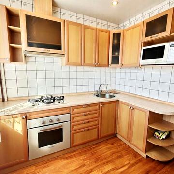 Оренда 2х кімнатної квартири в Олександрівському р-ні (Шкільна 25)