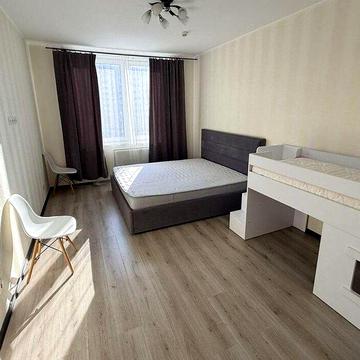 Здається 1-кімнатна квартира, пр. Глушкова, 9-Г