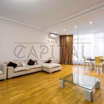 Продаж 4к квартири / центр / 1 квартира на поверсі / супер ціна