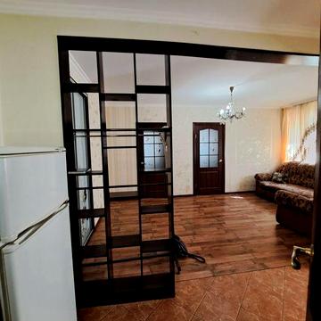 Оренда 3 кімнатноі квартири біля Райлікарні