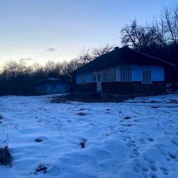 Здам - Продам Господарсвто Недорого!На Прикарпаті!По вартості землі!
