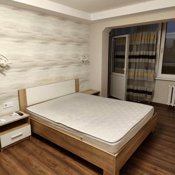 Оболонський просп., 7