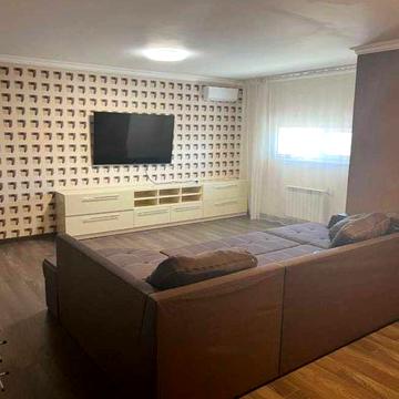 FE S4 Продам 4 комнатную квартиру Конный рынок ул. Георгия Тарасенко