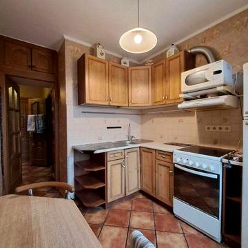 метро Академмістечко! Без комісії!