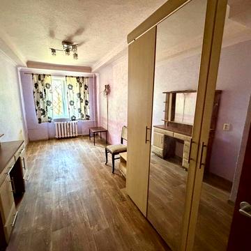 Продается двухкомнатная квартира 1/5  на Шоссейной (8 причал) С2