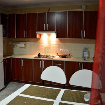 Здам 2х рівневу квартиру на Хмельницькому шосе 3030