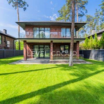 Будинок 250м. у котеджному містечку. Ліс! Конче-Заспа! 10 соток