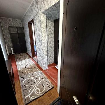 Сдам 1 ком.Каменское 11 мик. 6 этаж