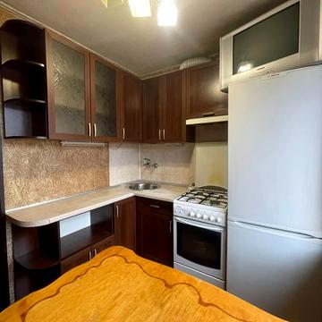 Князя Романа вул., 12