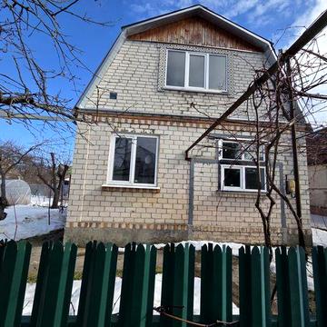 Продам добротну дачу. Соколовський масив, центр.