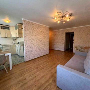 Продаж 2к квартири по вул. Свободи мікрорайон Виставка