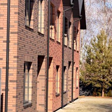 Таунхаус 100 м2 Ворзель газ закрита територія свій дворик