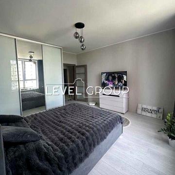 З ремонтом Івана Виговського вул. (Маршала Гречка) 10-Л ЖК Сирецькі Сади