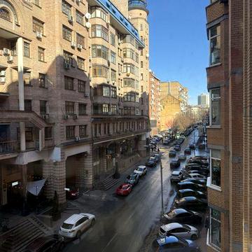 Центр , вул. Павлівська 17 , оренда квартири .