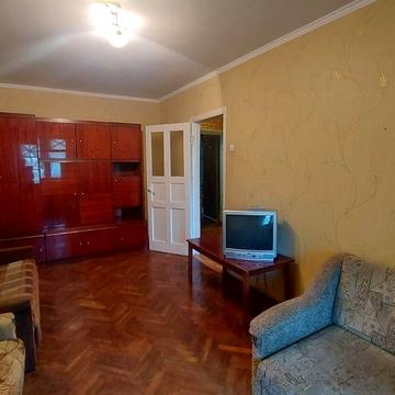ПРОДАЮ 1-КІМНАТНУ  квартиру.