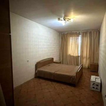 Продам 3 к. квартиру Нескорених Героев Труда метро Салтовское 522 м/н