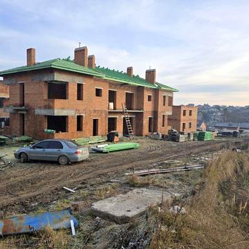 Котедж у Зубрі з укриттям в КМ DreamДім!