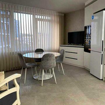 2-кім. 80 м2, Берестейський, Цирк, Смарт Плаза, КПІ, ТРЦ Україна