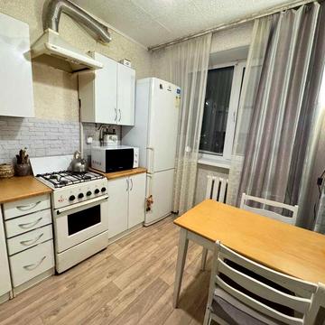 Двокімнатна квартира з ремонтом в центрі Ірпеня.