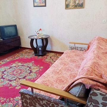 Сдам 2-х квартиру на проспекте Мазепы ( Караваева)