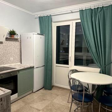 Бориса Гмирі вул., 16