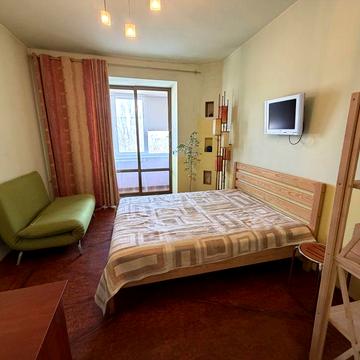 Здам 2 к квартиру , гарний стан, вул. Джона Макейна 38