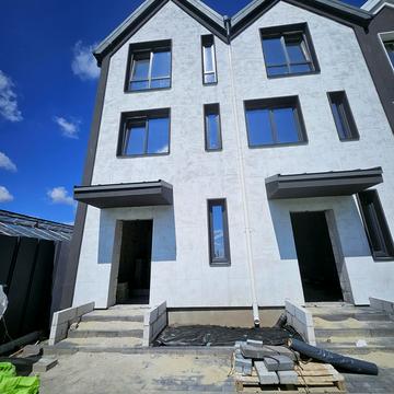 Дніпровська вул. (Калініна), 27А