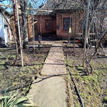 Продам 1/2 домоволодіння у Центрально-Міському районі