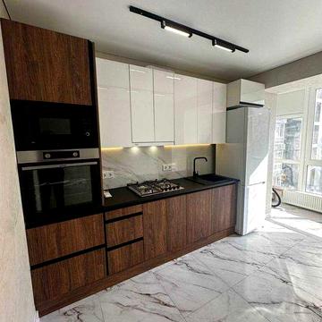 1 кімнатна з ремонтом жк княгинин центр ратуша ЖК КНЯГИНИН