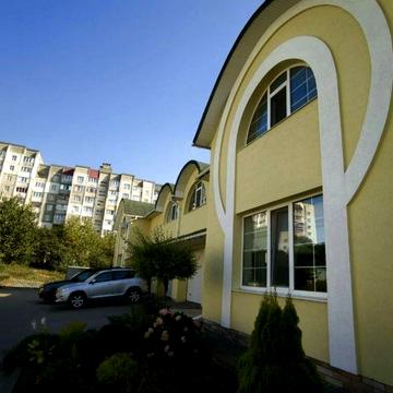 Озерна / Продаж сучасного котеджа / 206 м²