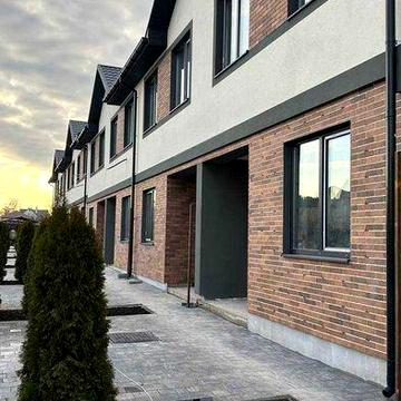 Таунхаус 100 м², 1,5 сотки, ГАЗ, поруч школа та садочки