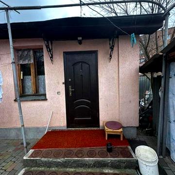 Р-н Фурманова спільний двір з господарем