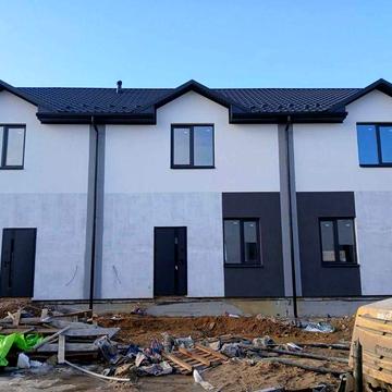 Цегляний таунхаус з централ. водогоном та газом, у чистовому варіанті.