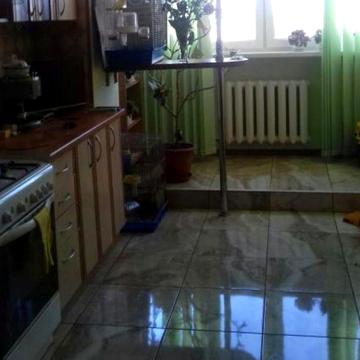 Продам 4 ком квартиру в кирпичном дома ул.Тополевая (708-804)