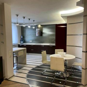 Голосіївська вул., 13