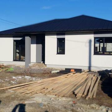 Продаж житлового будинку