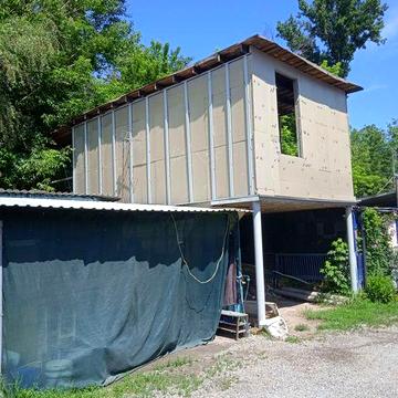 Продам Дачу ,бокс на лодочном причале