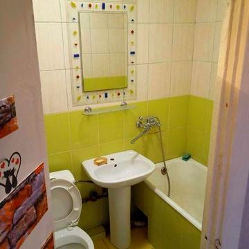 Здам 1 к-ну квартиру на С.Бандери.