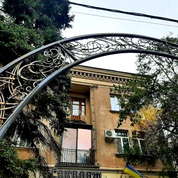 Продам трикімнатну квартиру Дніпровский район