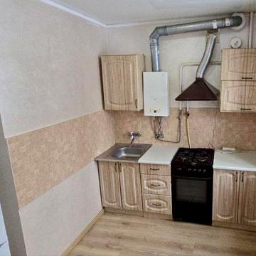 Оренда 3х кімнатної, ГОЛОВНА-КОМАРОВА (АВТОВОКЗАЛ), є МЕБЛІ та техніка