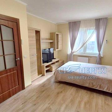 1-кім Гмирі 18 Полісся Позняки метро 7 хвилин Будинок з ІНВЕРТОРОМ