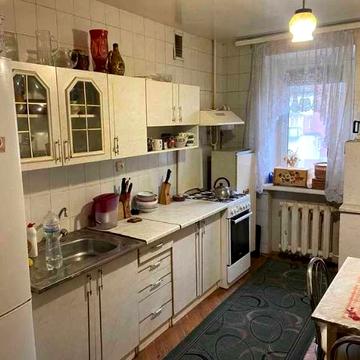 Продам 3х км кв в ЦЕНТРІ міста Цегла гарний стан