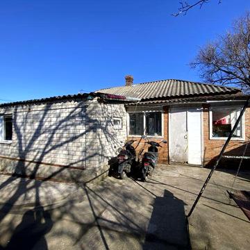 Будинок 4 кімнати, птічка перед переїздом