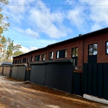 Таунхаус 3 поверхи, 1.4 сотки