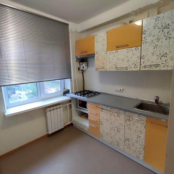 Андрія Малишка вул., 27