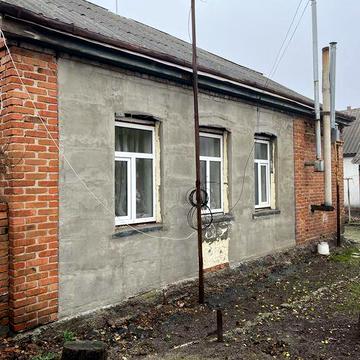 Півбудинку в гарному районі