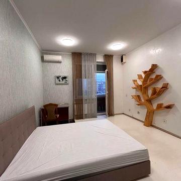 103м2/другий поверх/ 3 к/ Без комісіі