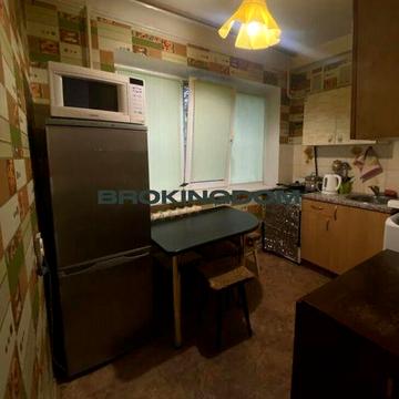 Продаж 2 кім. кв.  пл. Соломянская 19. єВідновлення