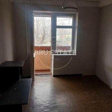 Продам 3 к Героїв полку "Азов"3 (Малиновського)  м.Мінська