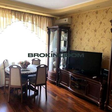 Продаж 3х кімн. квартири по вул.Єреванській